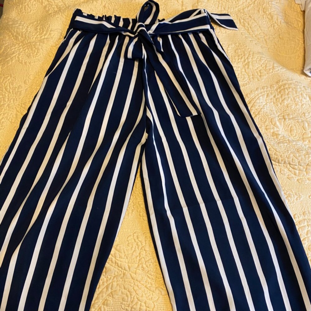 Wide Legged Striped Pants
